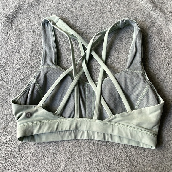 Lululemon free to be serene bra - Picture 2 of 3